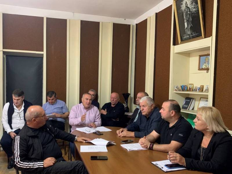 ცაგერის მუნიციპალიტეტის საკრებულოს ბიუროსა და საკრებულოს მორიგი სხდომა